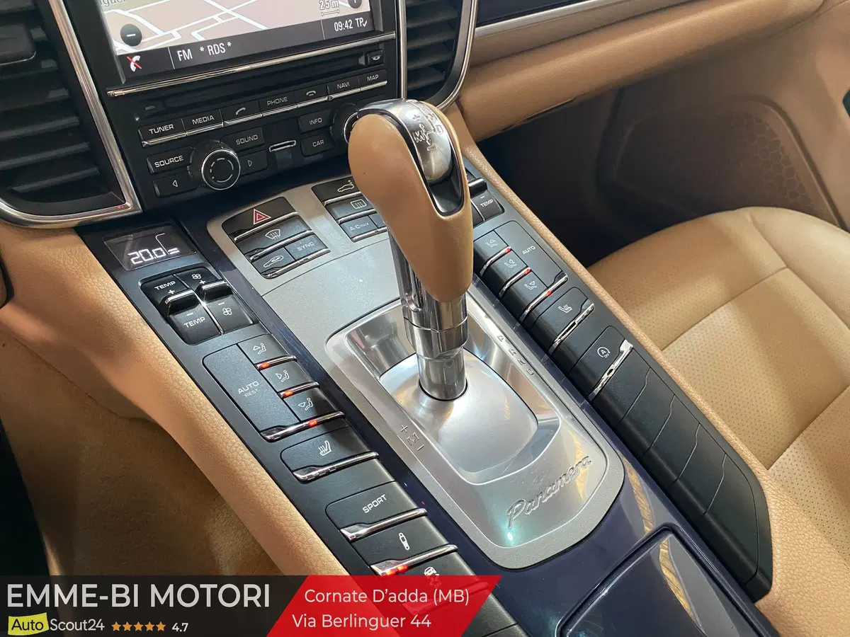 Porsche Panamera usata a Monza e Brianza (13)