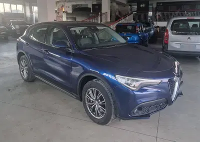 Alfa Romeo Stelvio 2.2 t Intensa Q4 210cv auto del 2018 usata a Orvieto