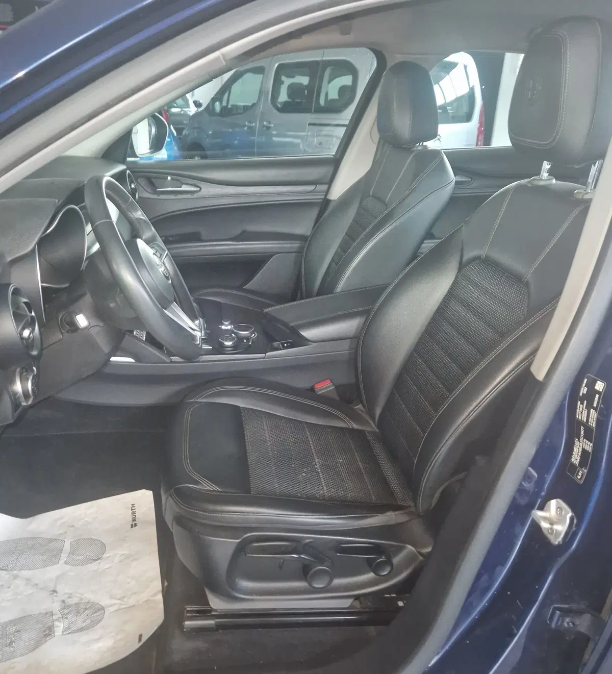 Alfa Romeo Stelvio usata a Terni (7)