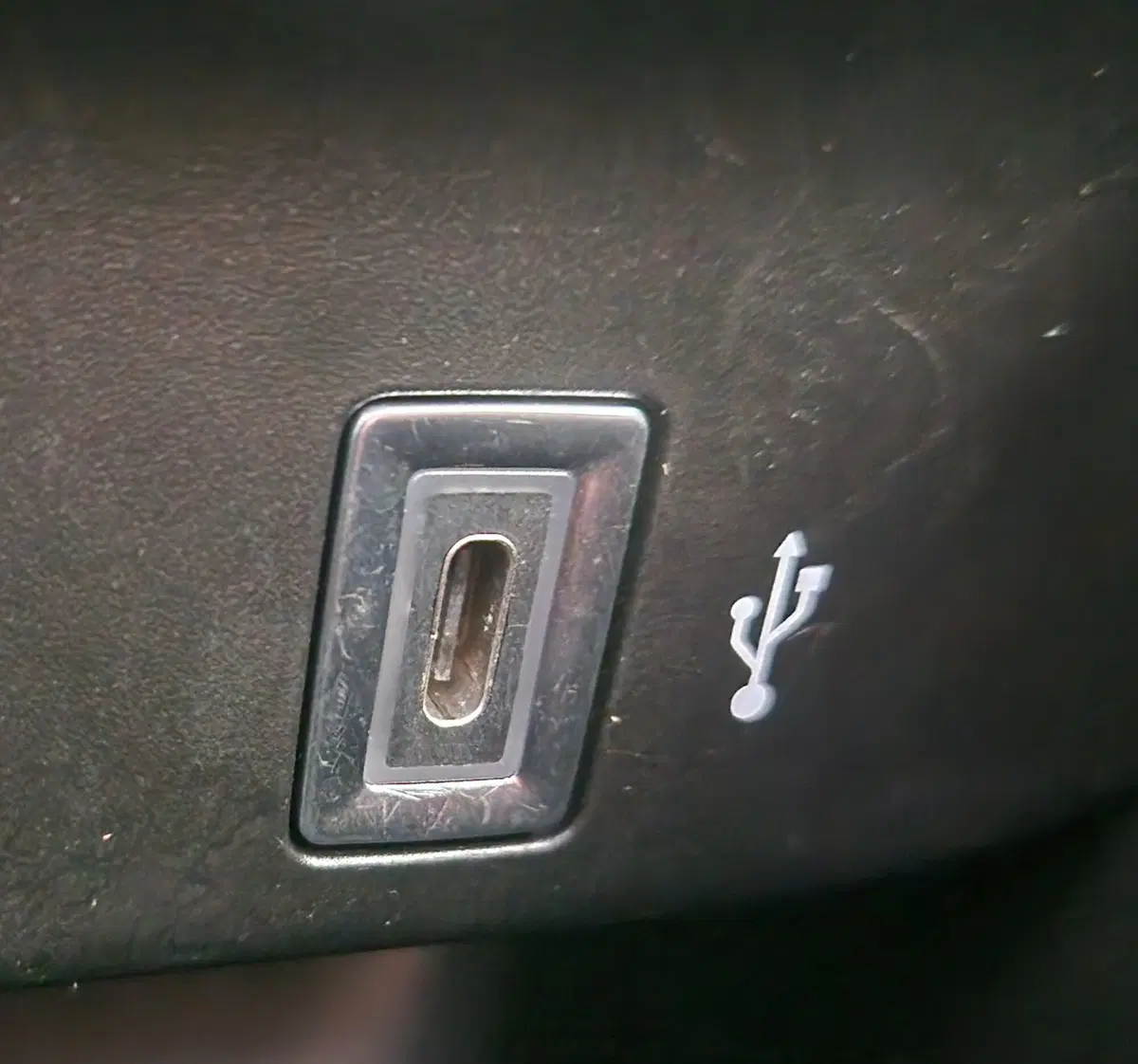 Jeep Avenger usata a Terni (13)