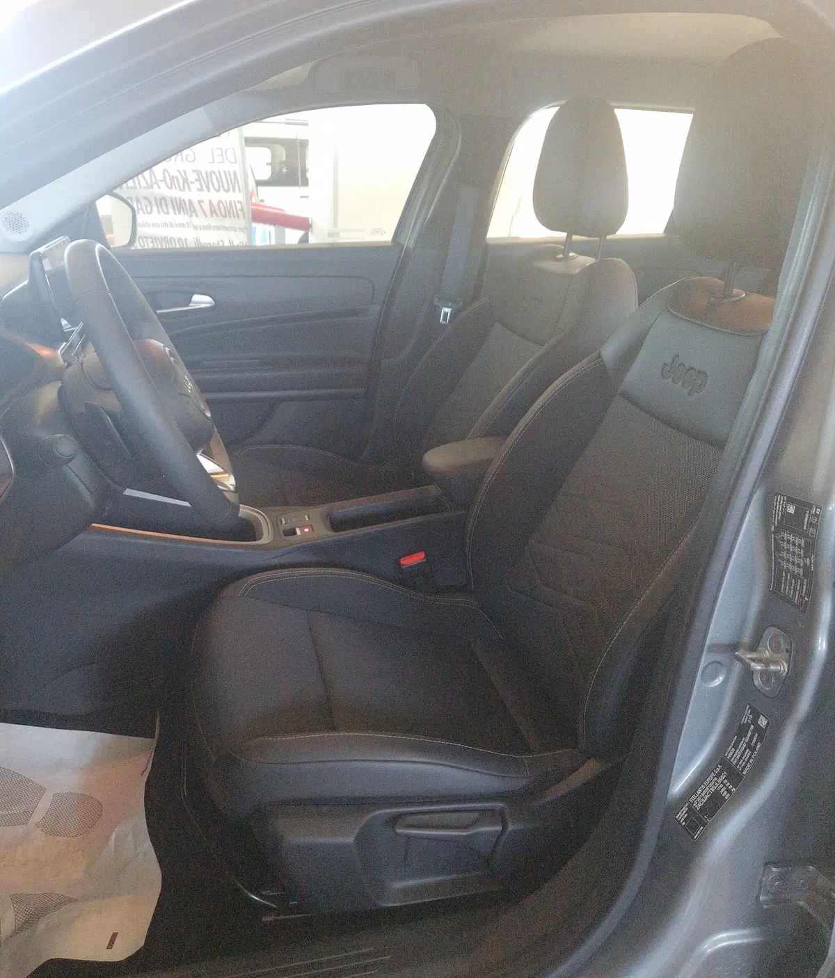 Jeep Avenger usata a Terni (7)