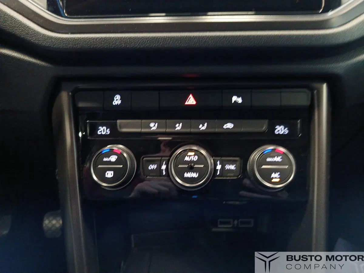 Volkswagen T-Roc usata a Varese (13)