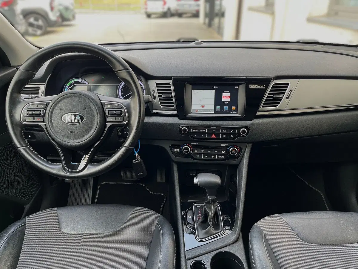 Kia Niro usata a Ferrara (9)