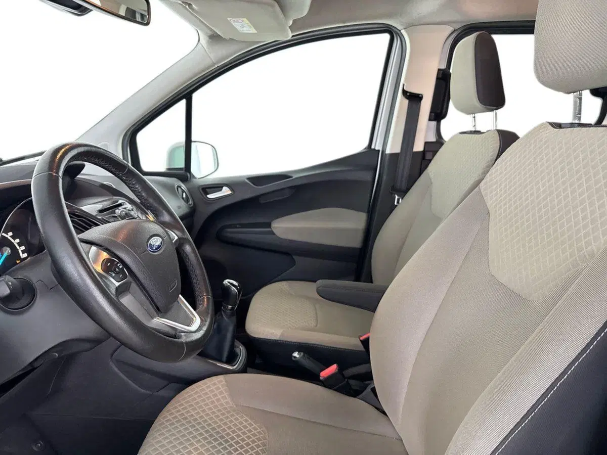 Ford Tourneo Courier usata a Bologna (12)