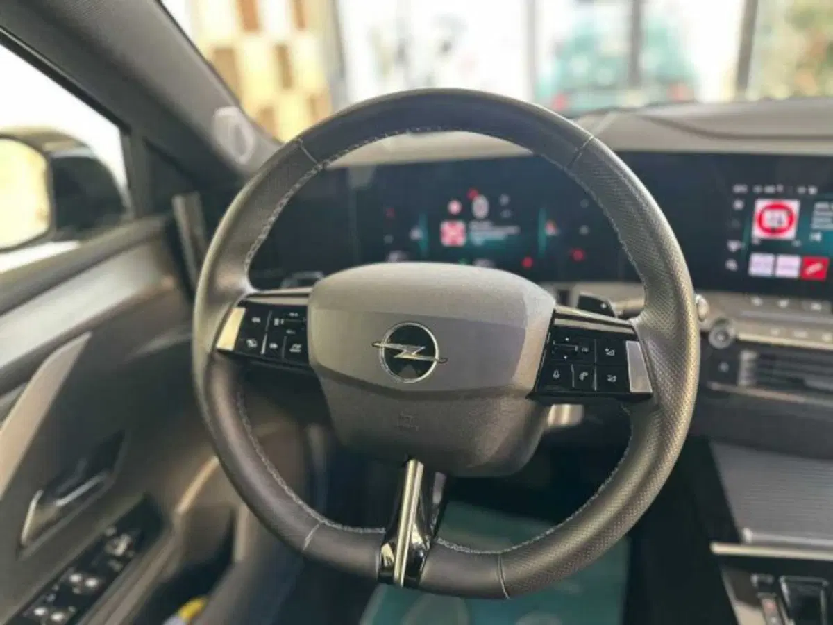 Opel Astra usata a Caltanissetta (12)