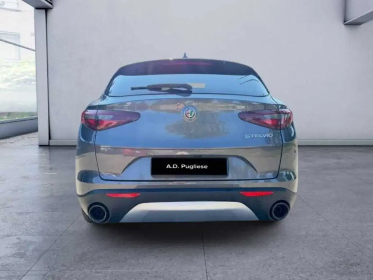 Alfa Romeo Stelvio usata a Caltanissetta (6)