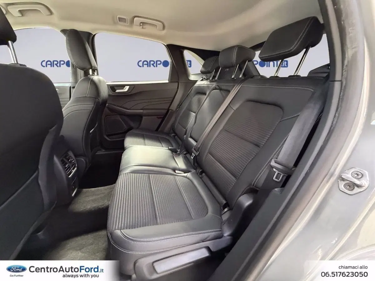 Ford Kuga usata a Roma (13)