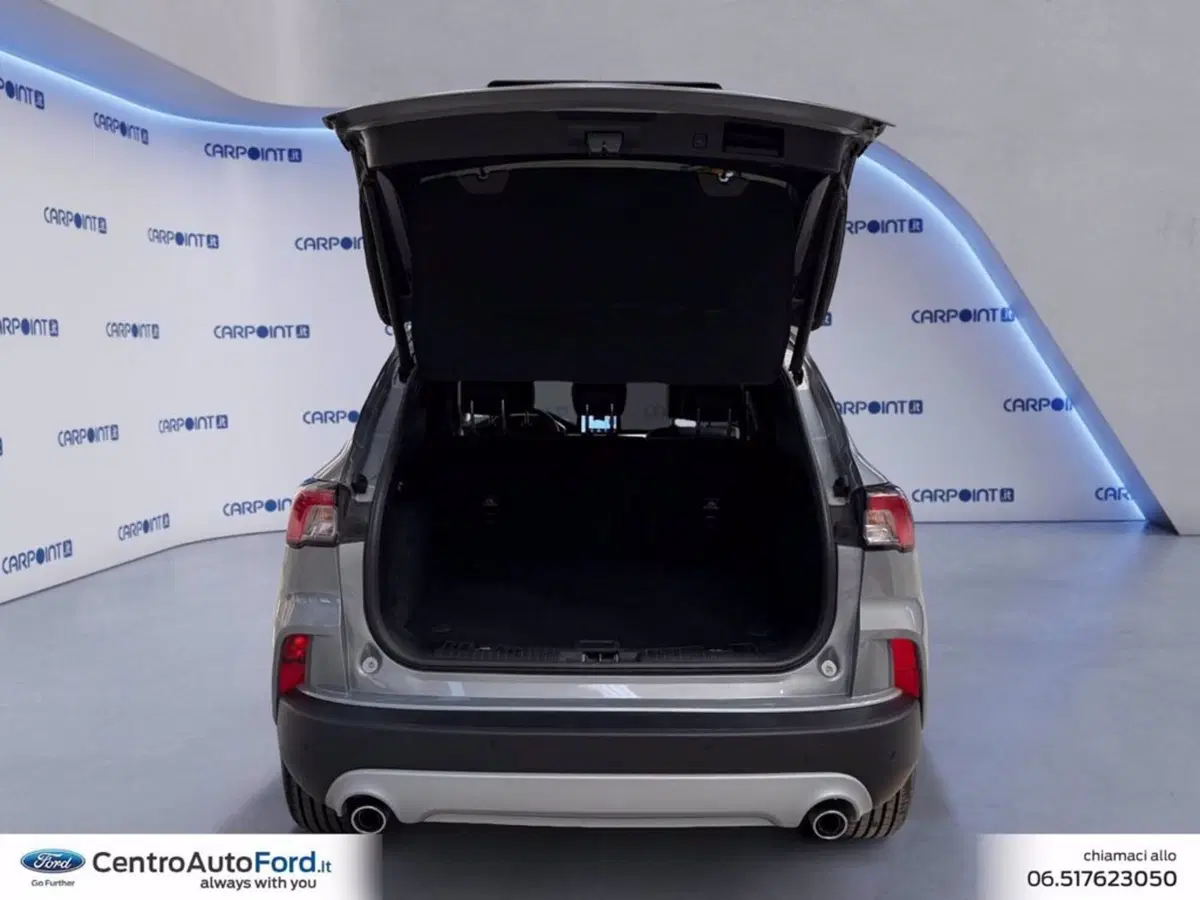 Ford Kuga usata a Roma (17)