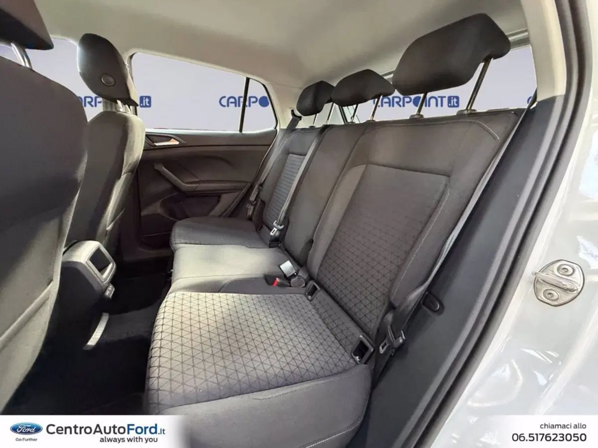 Volkswagen T-Cross usata a Roma (13)