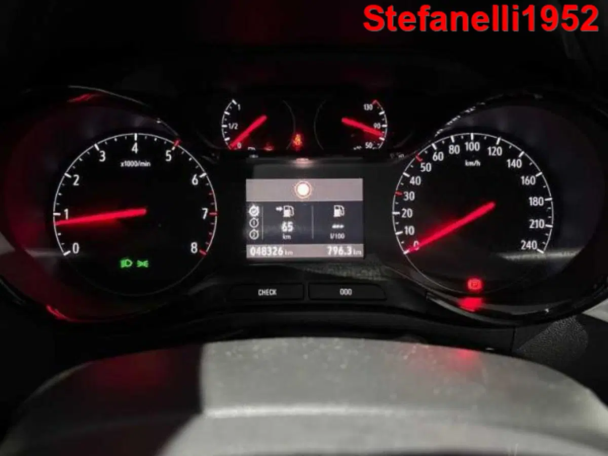 Opel Crossland X usata a Bologna (12)