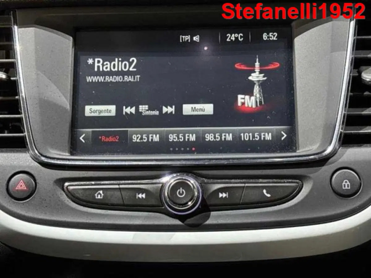 Opel Crossland X usata a Bologna (18)