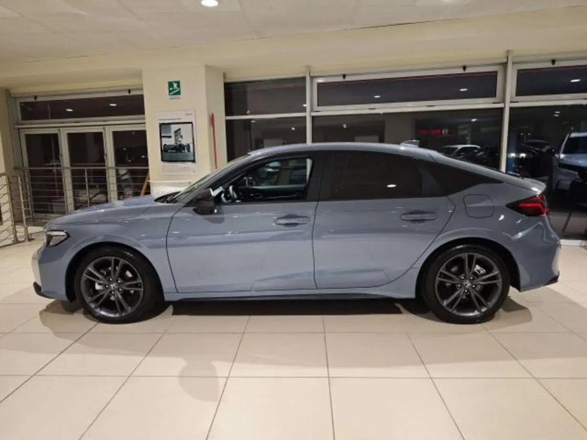 Honda Civic nuova a Savona (4)