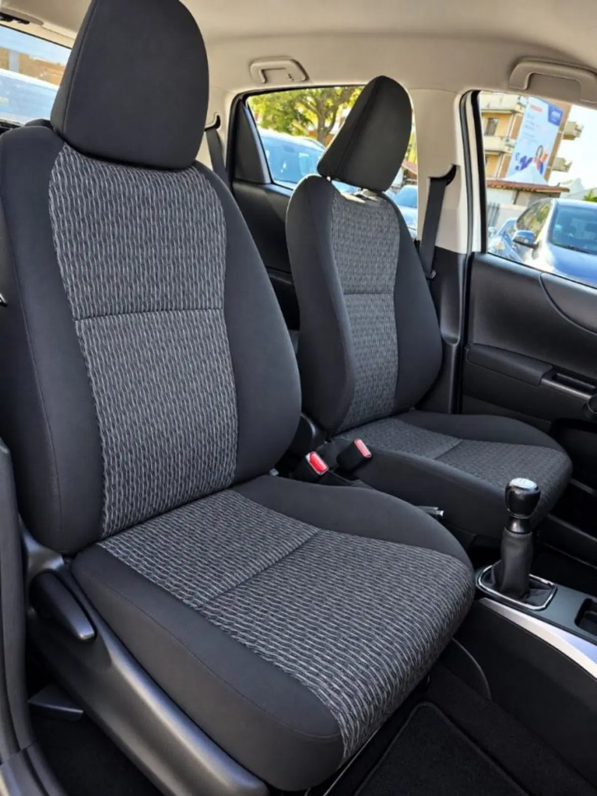 Toyota Yaris usata a Firenze (11)
