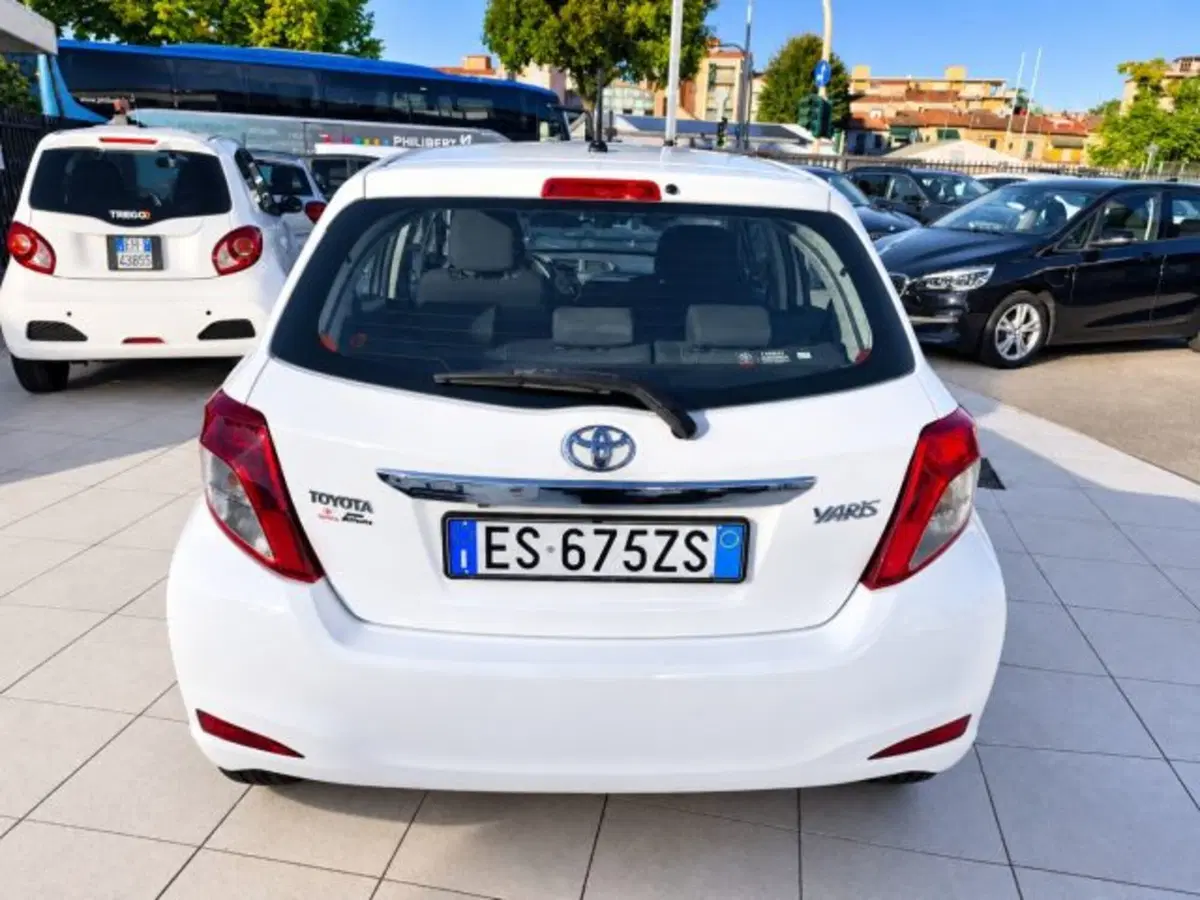 Toyota Yaris usata a Firenze (6)