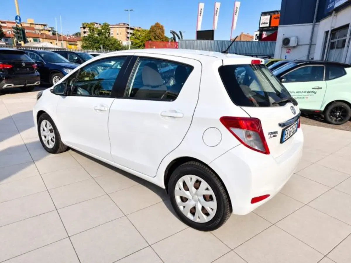 Toyota Yaris usata a Firenze (7)
