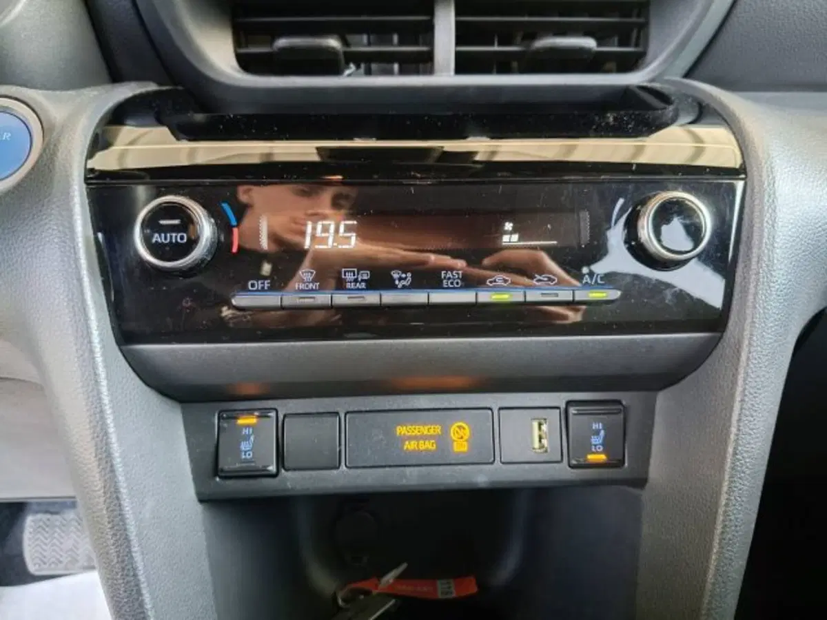 Toyota Yaris Cross usata a Teramo (18)