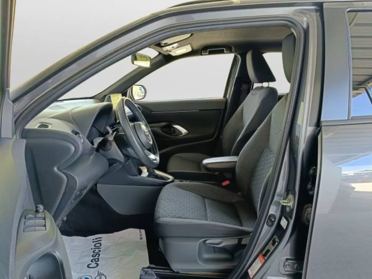 Toyota Yaris Cross usata a Teramo (8)