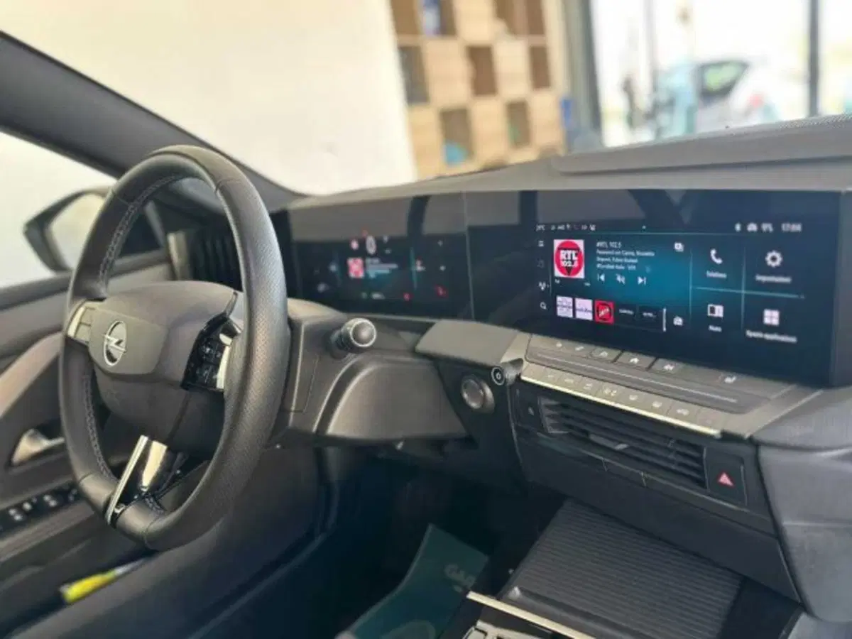 Opel Astra usata a Caltanissetta (13)