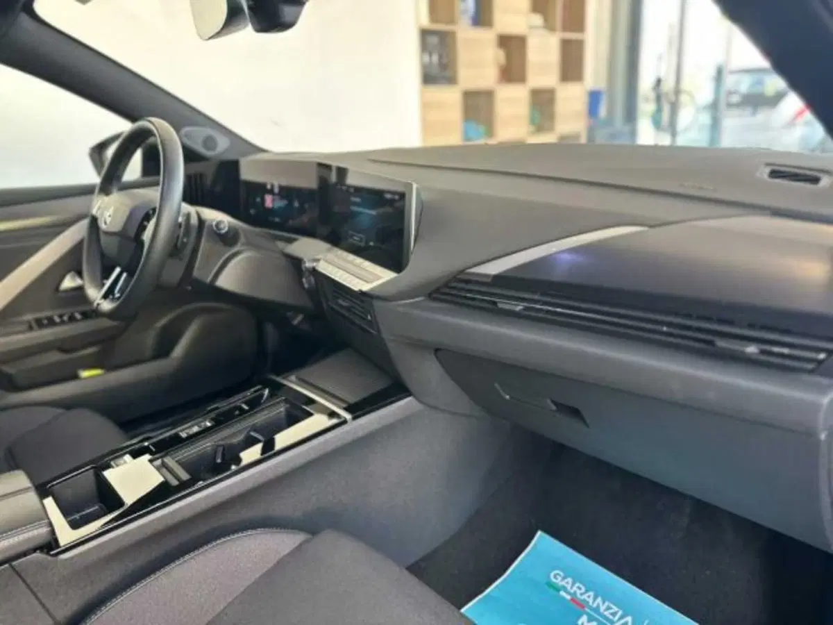 Opel Astra usata a Caltanissetta (16)
