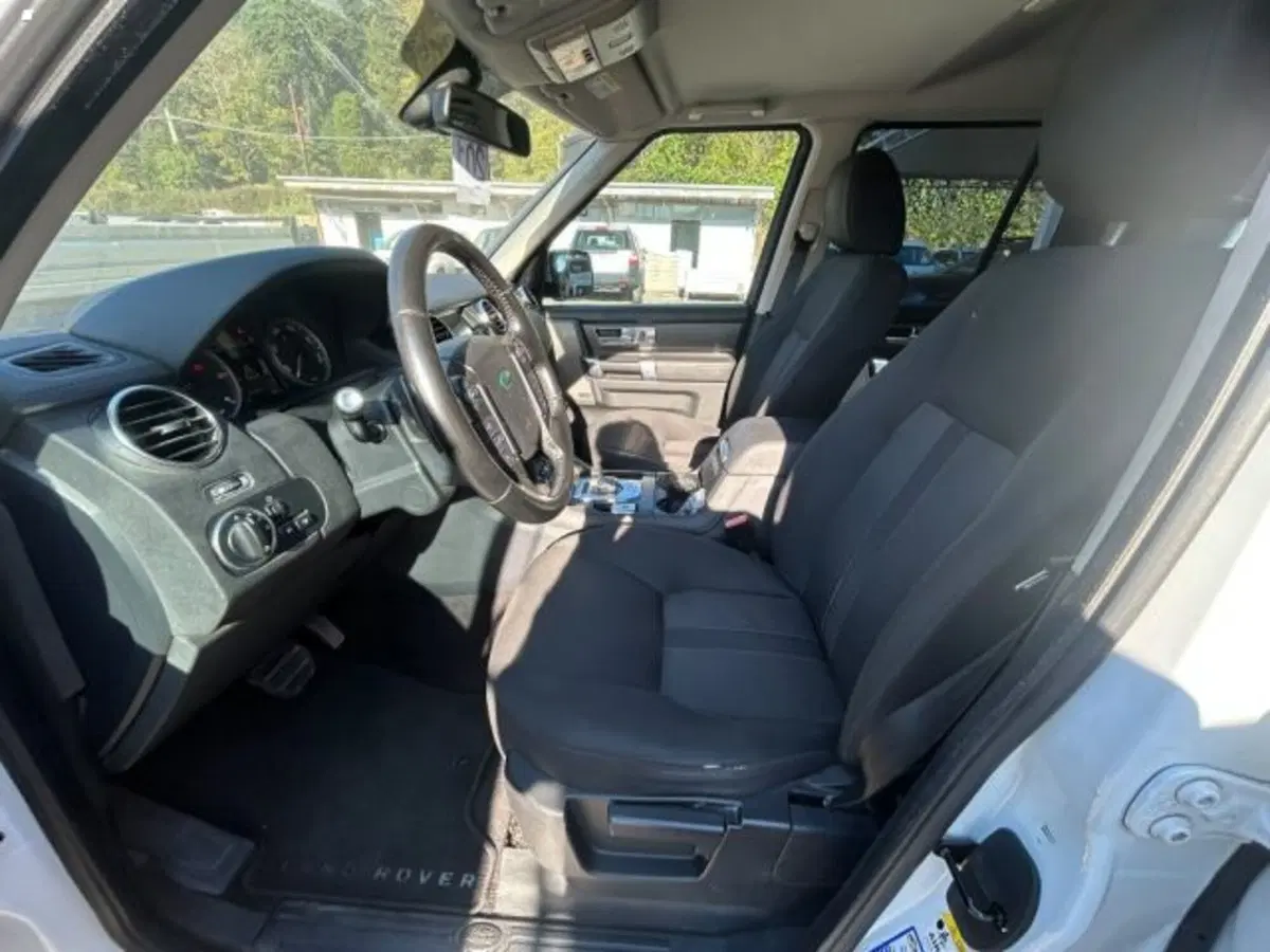 Land Rover Discovery usata a Lucca (9)