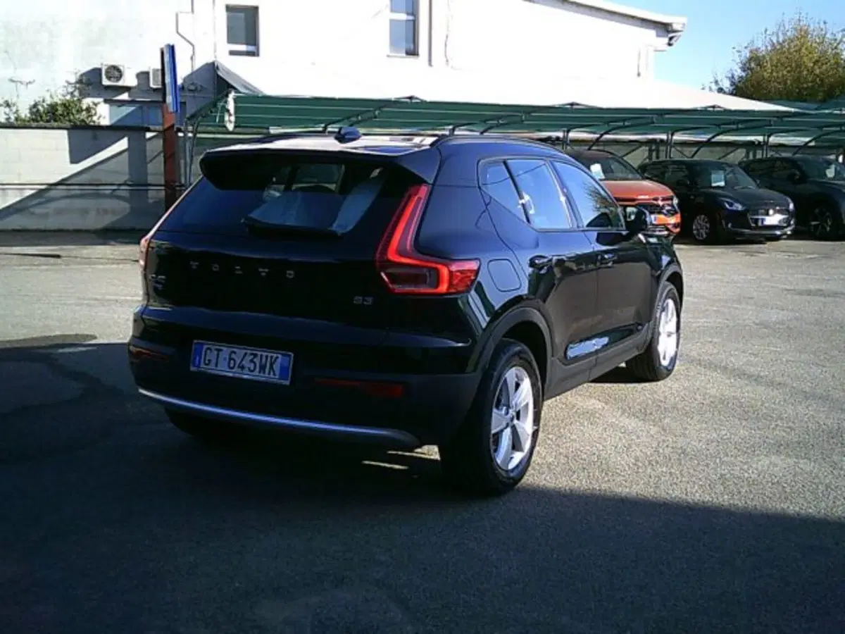 Volvo XC40 usata a Novara (3)