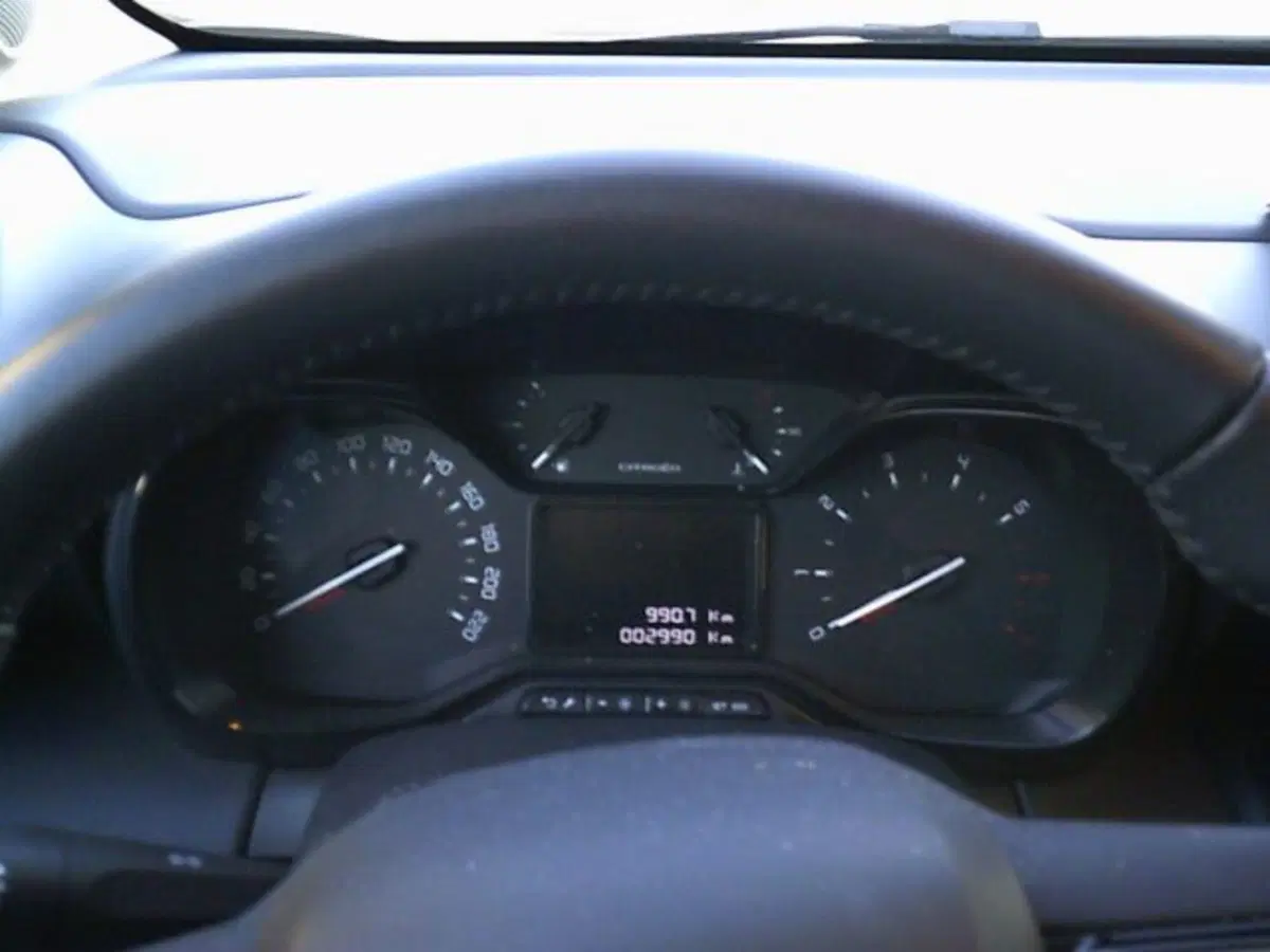 Citroen C3 Aircross usata a Novara (7)