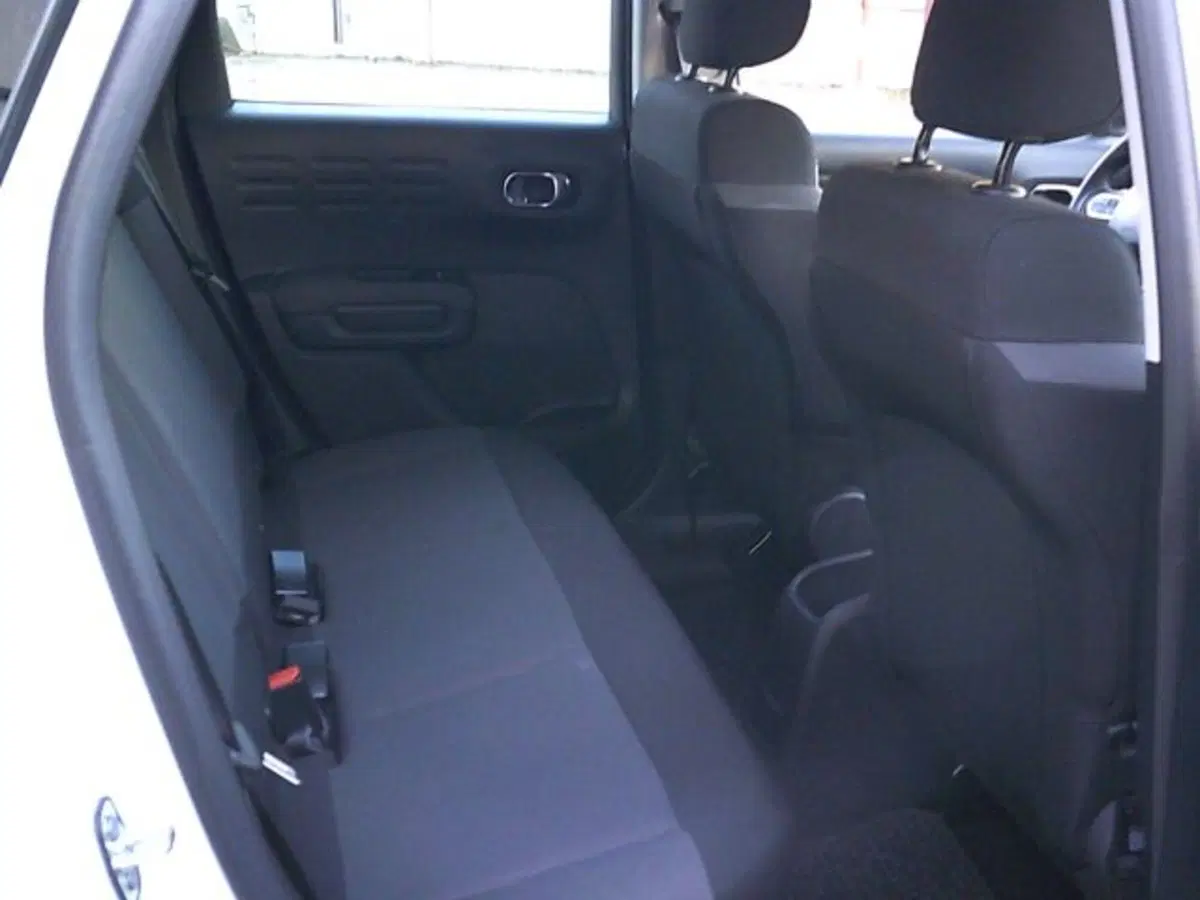 Citroen C3 Aircross usata a Novara (9)
