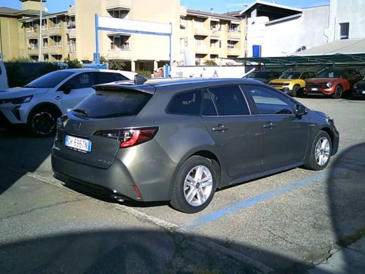 Suzuki Swace usata a Novara (2)