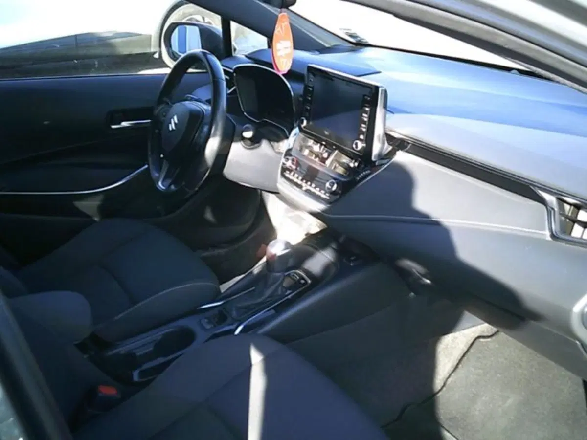 Suzuki Swace usata a Novara (9)