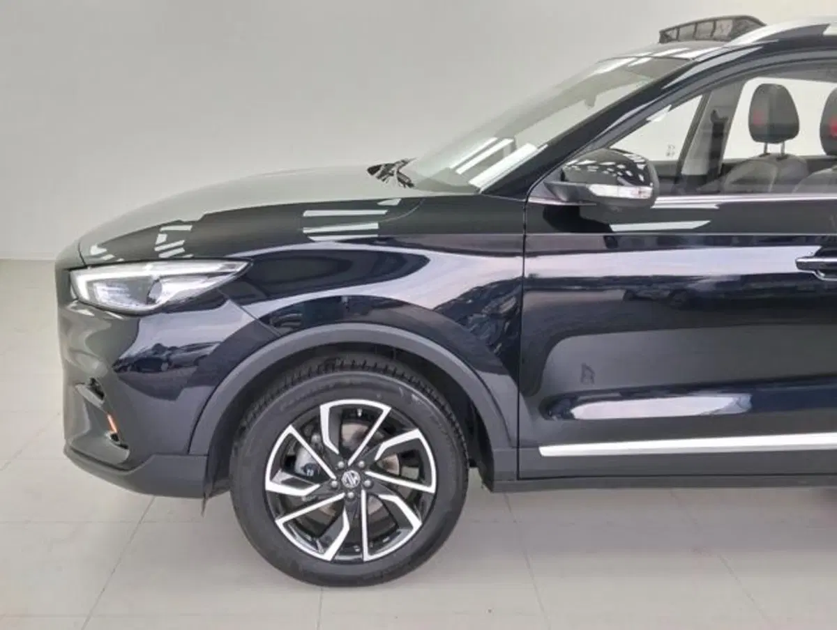 Mg ZS (2021-->) usata a Como (9)