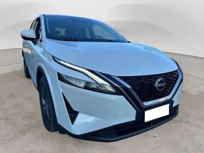 Nissan Qashqai 1.3 mhev Acenta 2wd 140cv del 2023 usata a Empoli