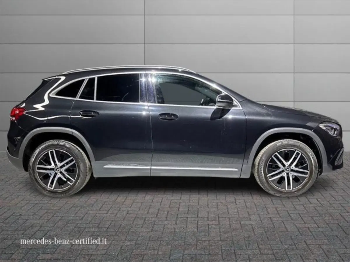 Mercedes-Benz GLA SUV usata a Bologna (5)
