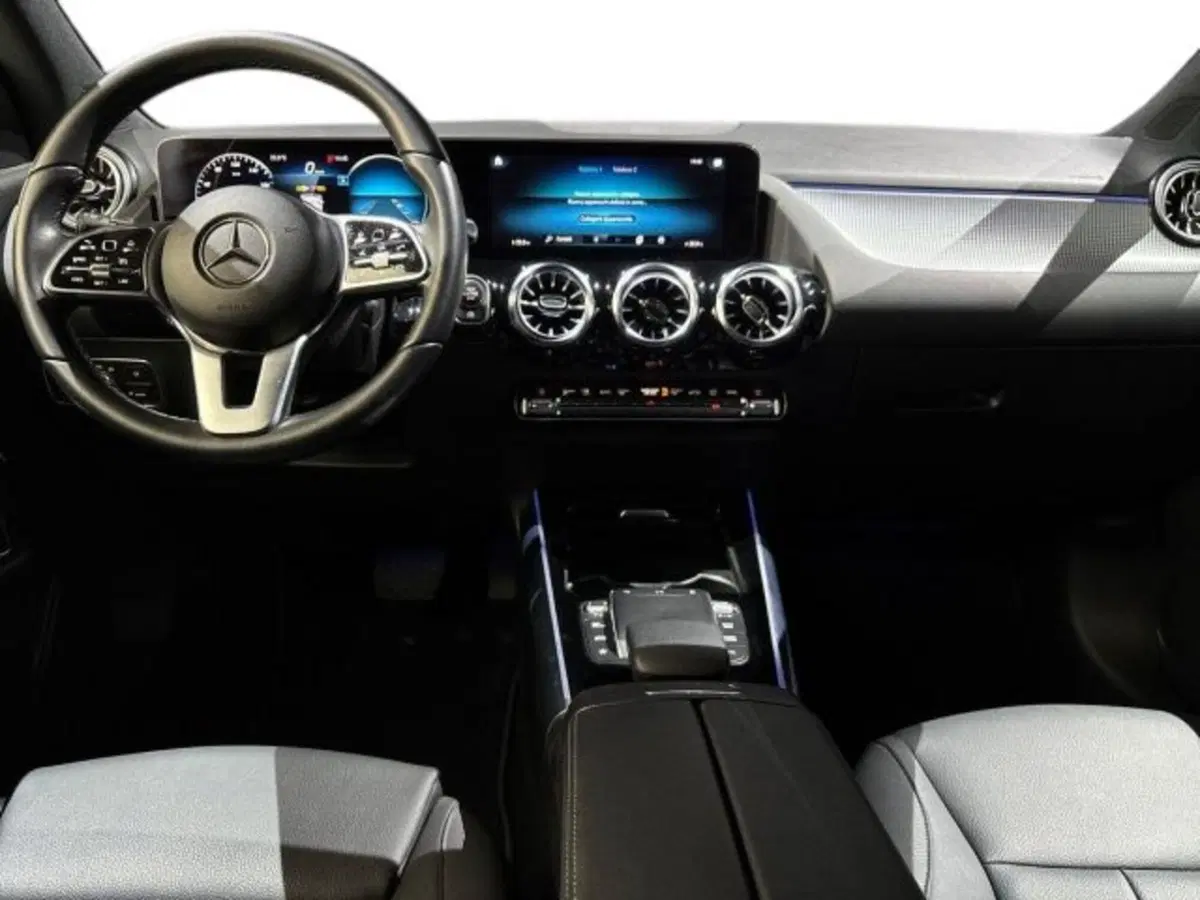 Mercedes-Benz GLA SUV usata a Bologna (9)