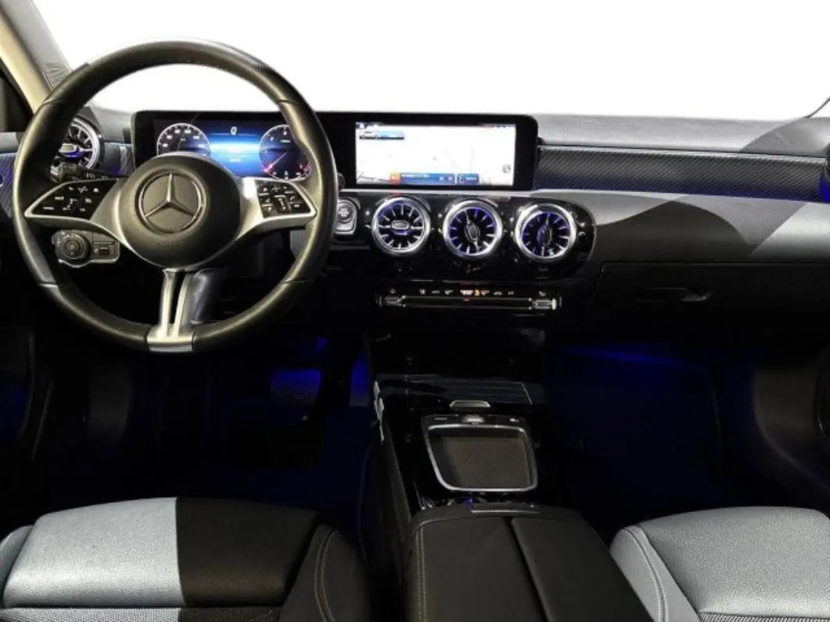 Mercedes-Benz Classe A usata a Bologna (9)