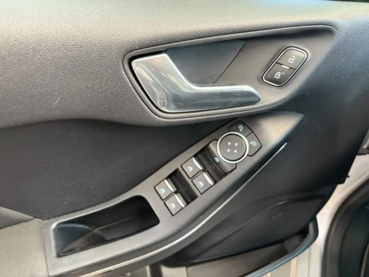Ford Fiesta usata a Lodi (12)