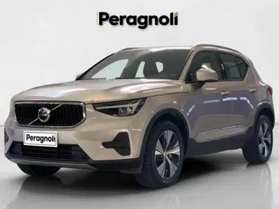 Volvo XC40 T2 automatico Core del 2022 usata a Firenze