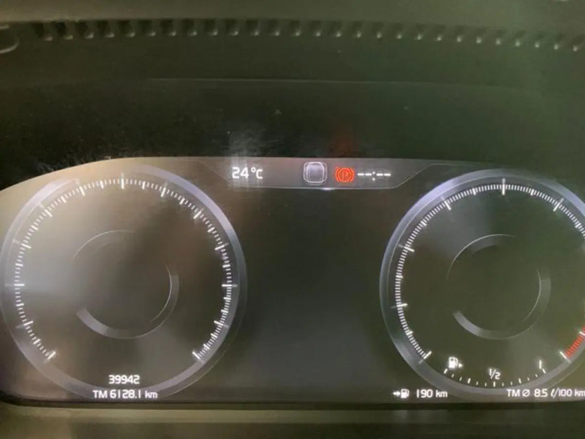 Volvo XC40 usata a Firenze (11)