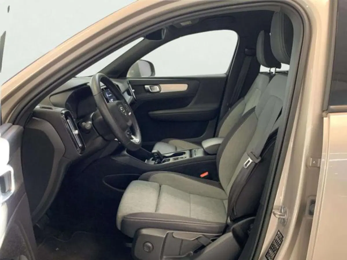 Volvo XC40 usata a Firenze (14)