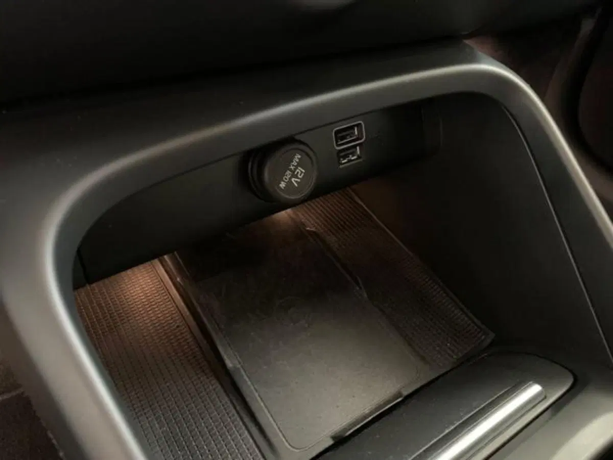 Volvo XC40 usata a Firenze (16)