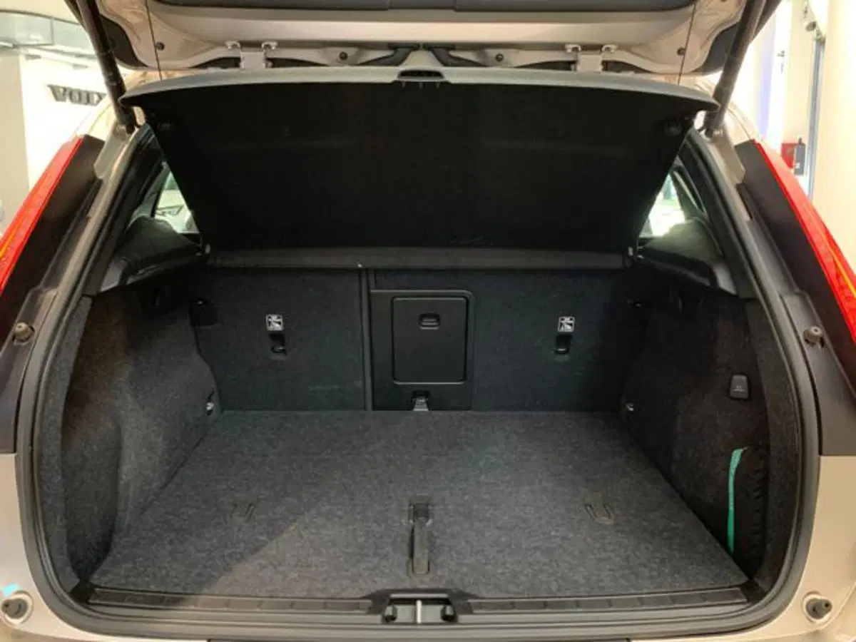 Volvo XC40 usata a Firenze (7)