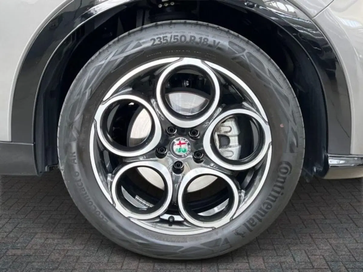 Alfa Romeo Tonale usata a Verona (7)