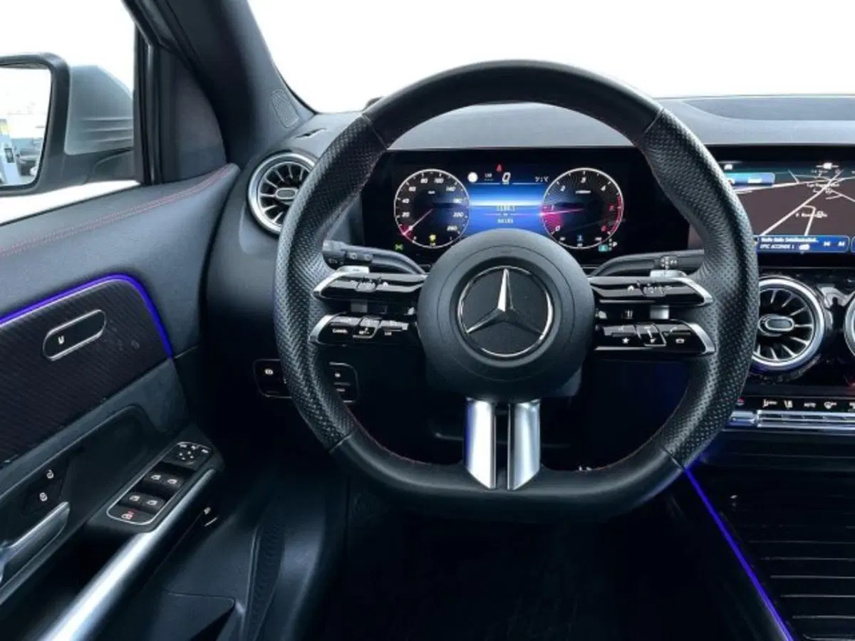 Mercedes-Benz GLA SUV usata a Verona (11)