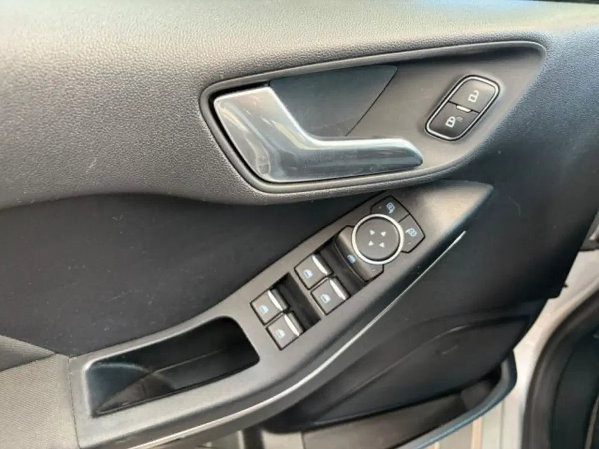 Ford Fiesta usata a Lodi (12)