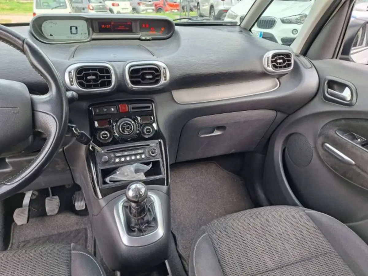 Citroen C3 Picasso usata a Como (11)