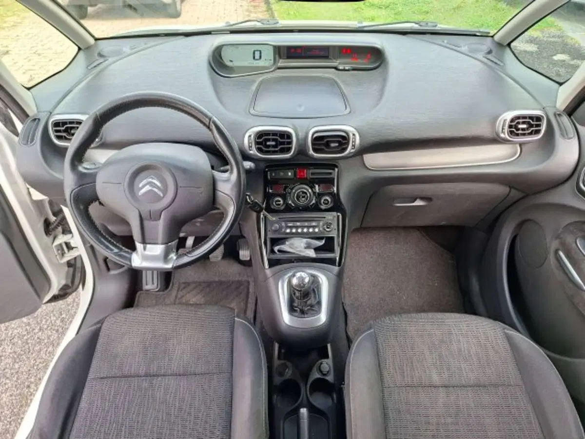 Citroen C3 Picasso usata a Como (7)