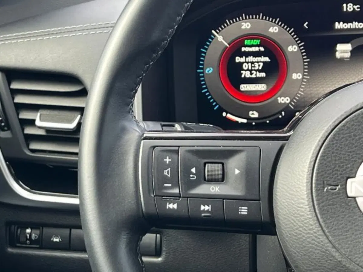 Nissan Qashqai usata a Taranto (13)