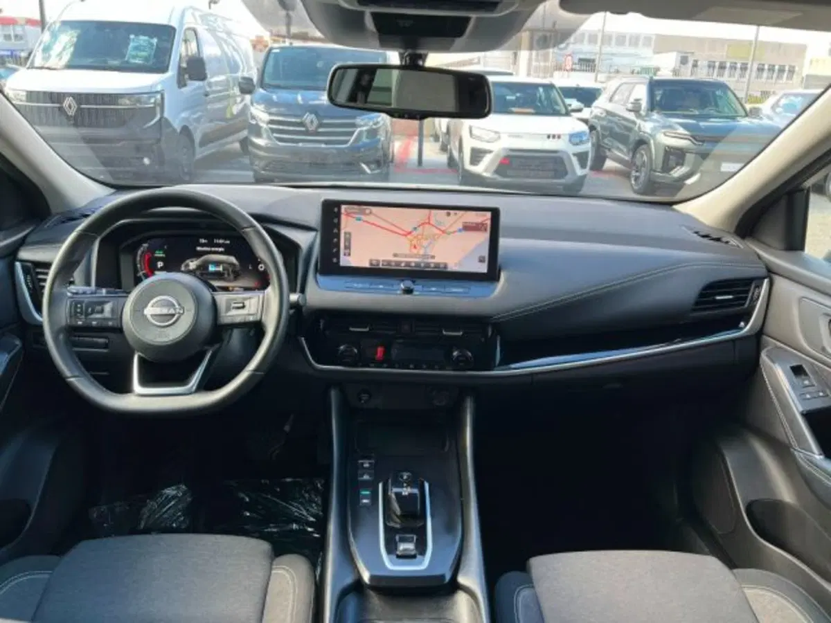Nissan Qashqai usata a Taranto (10)