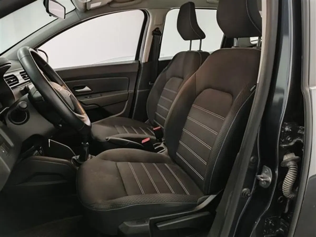 Dacia Duster usata a Siena (5)
