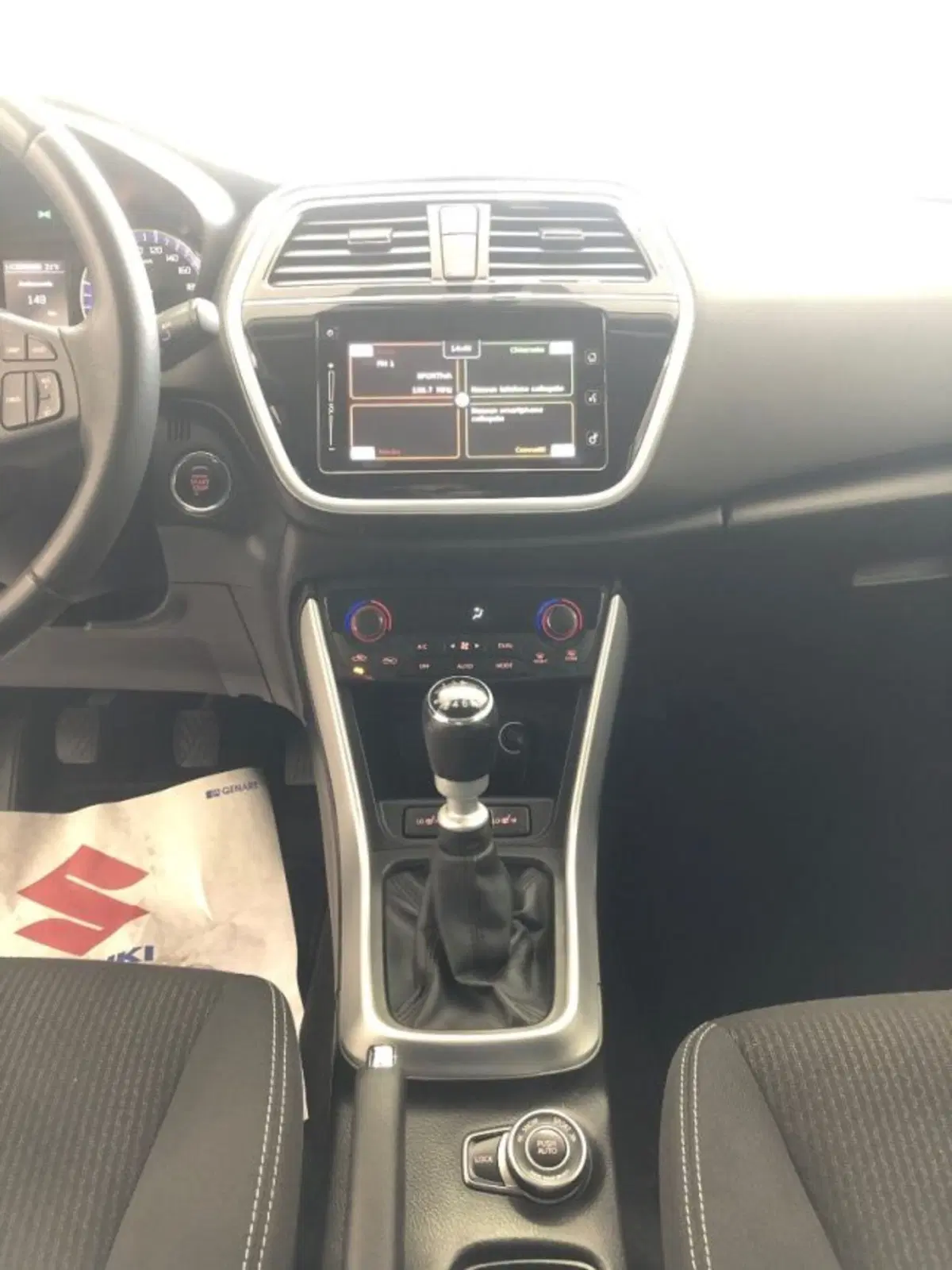 Suzuki S-Cross usata a Torino (11)