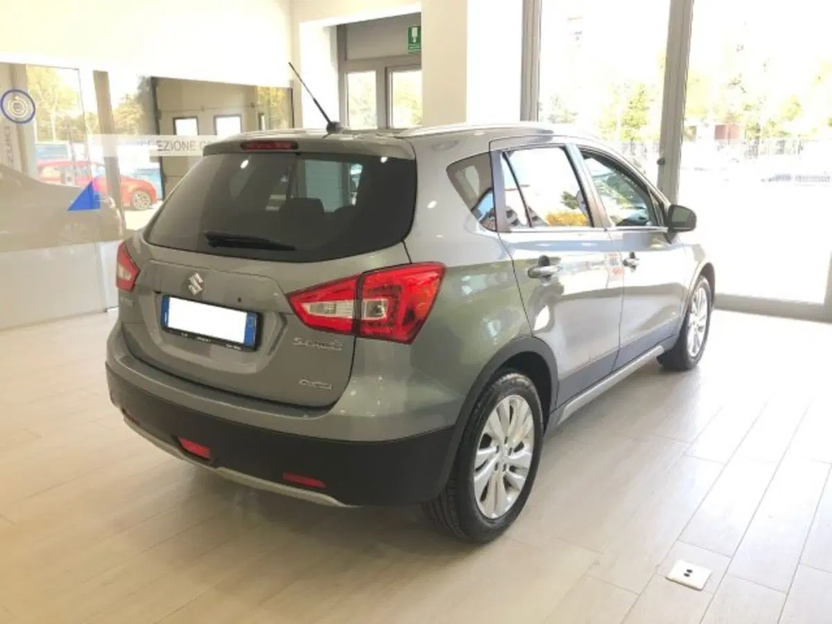 Suzuki S-Cross usata a Torino (4)
